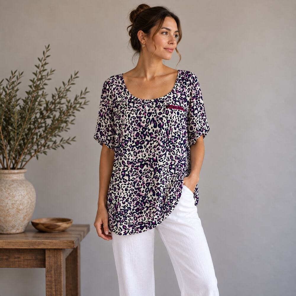 Torrid White Purple Navy Leopard Short Sleeve Top 2